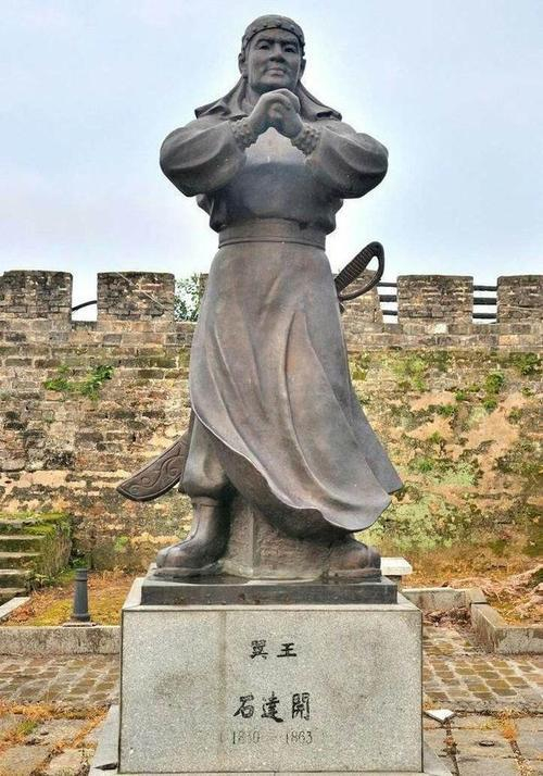 太平天国时期被凌迟一千多刀而死的名将是谁?