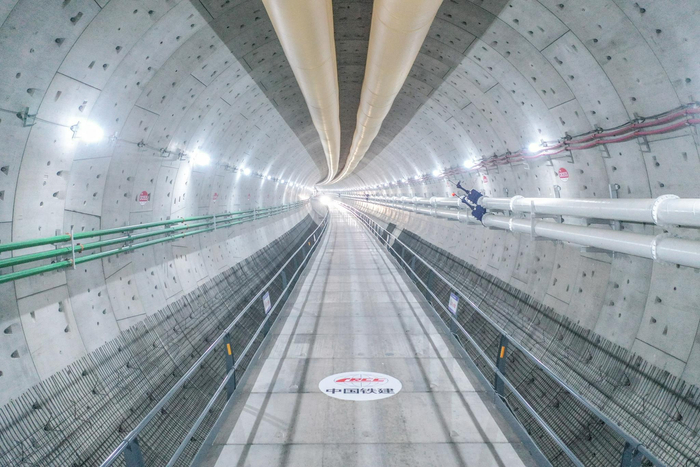 成型隧道 图片由中国铁建提供