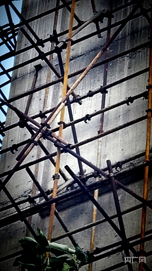 钢构件锈蚀严重（记者张志诚 摄）