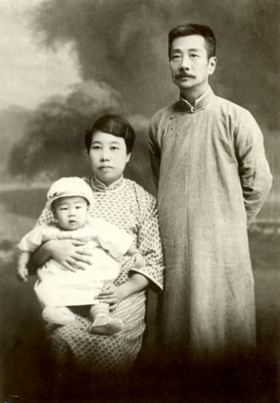 鲁迅五十岁生辰全家合影