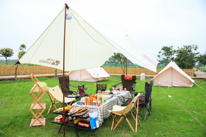 露营准备迎龙村图