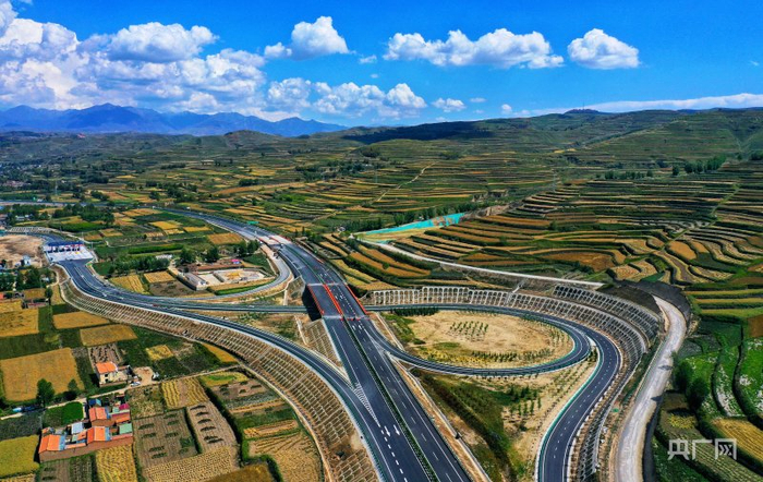西宁至互助一级公路（央广网发 青海省交通控股集团有限公司供图）