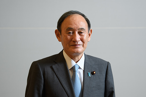 日本首相菅义伟人民视觉图