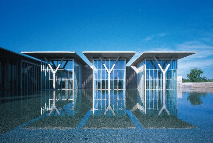 沃斯堡现代美术馆©松冈满男