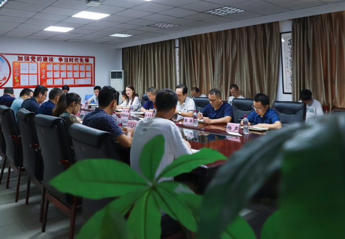 合阳中学教育集团2021秋期校长联席会（央广网发 姜冬梅摄）