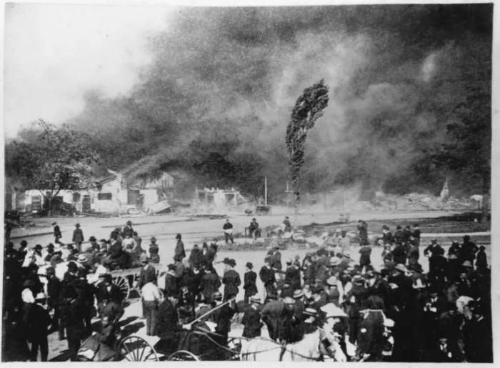 资料图：1887年，美国圣何塞“中国城”被纵火。图片来源：History San Jose