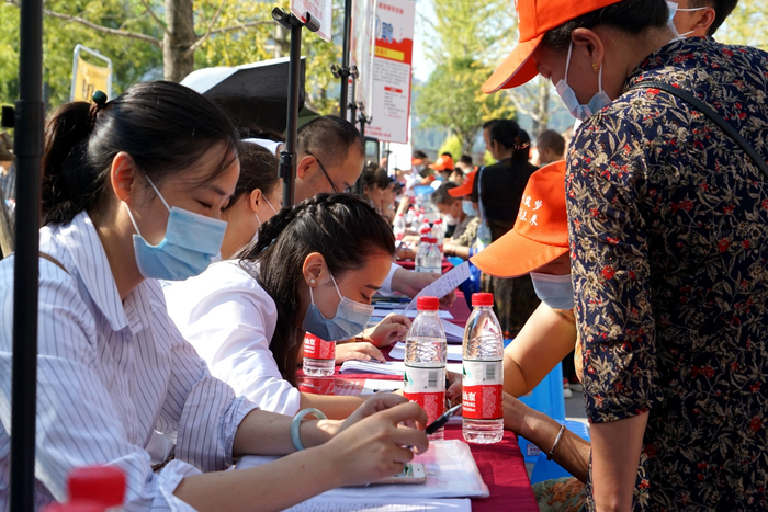 万开云联合招聘会（央广网发 云阳县人力社保局供图）