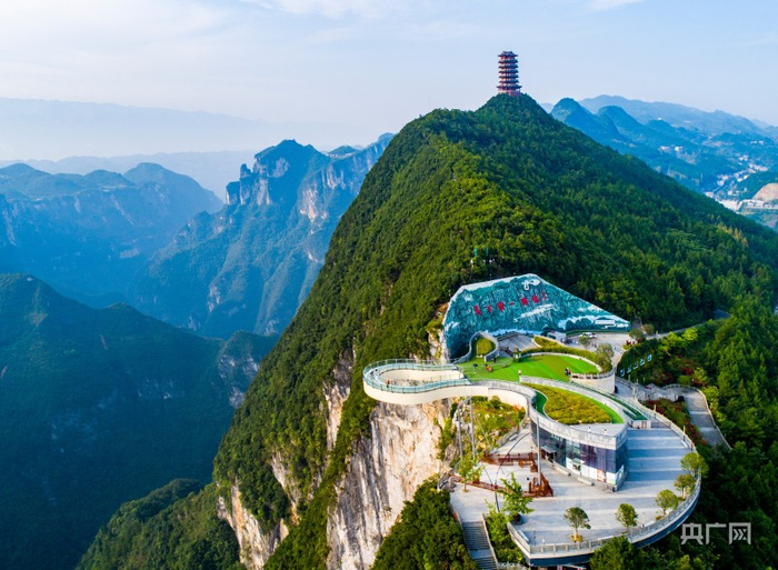 云阳龙缸云端廊桥（央广网发 云阳县文旅委供图）