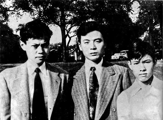 100岁的杨振宁:2段婚姻3个孩子,他的故事远比你想象的还要精彩