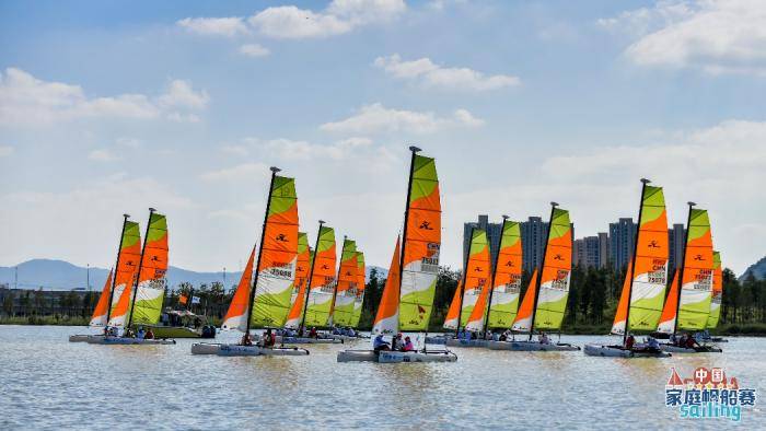 比赛现场。中国帆船帆板运动协会 供图