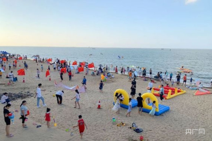 海口西秀海滩 央广网发 海口市旅文局 供图