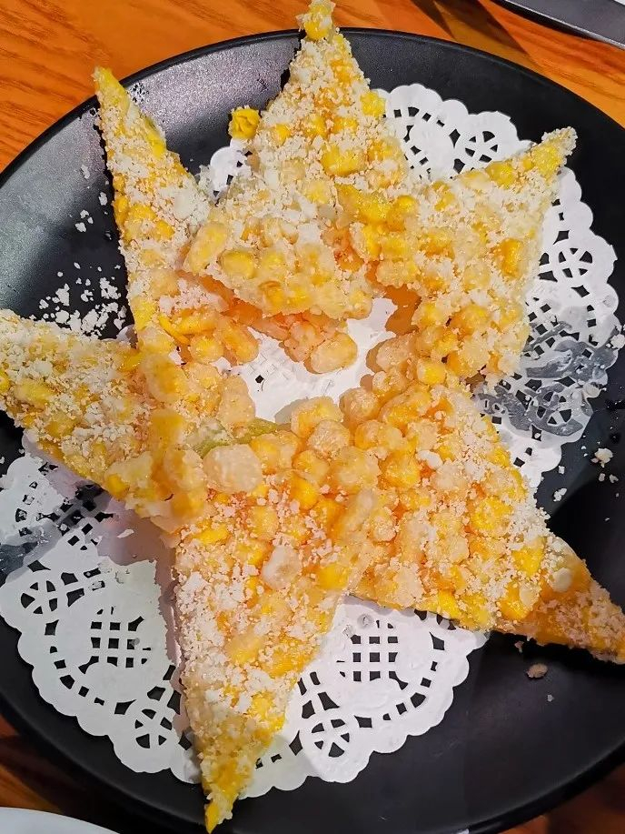 ▲ 香脆可口的玉米烙。摄影/Chun812，图/图虫·创意