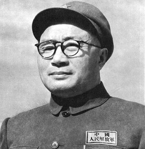 刘伯承元帅9次负伤,除了右眼失明,还有哪些地方受过伤?