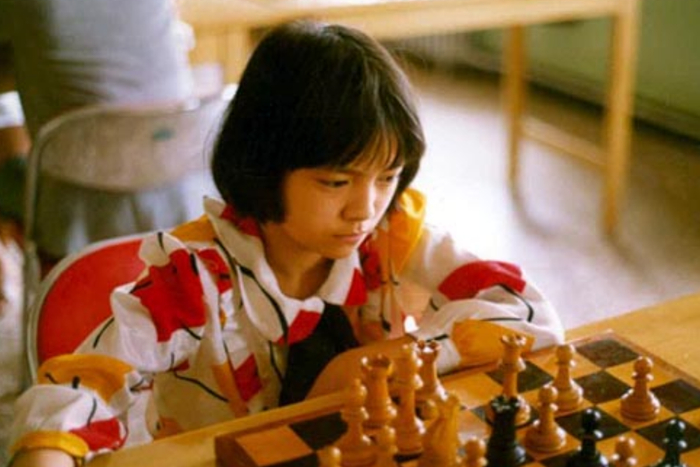 曾被清华特招的天才女棋手,嫁给了卡塔尔皇室后,过得怎样?