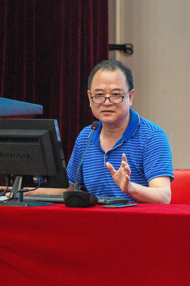 罗湖区教科院视导翠园中学高三教学工作