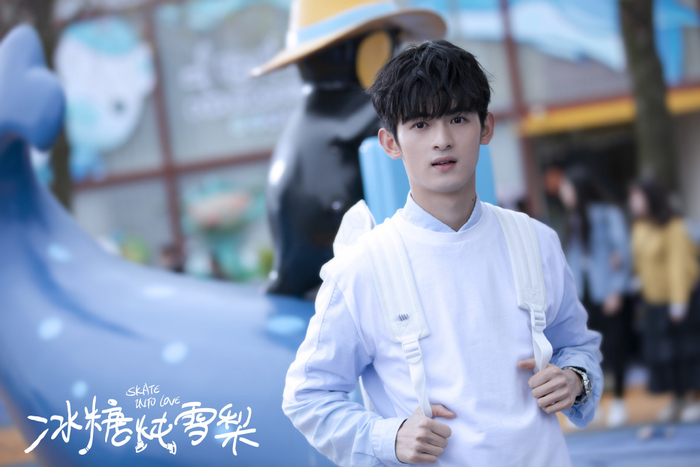 周占在《冰糖炖雪梨》中饰演喻言。受访者供图