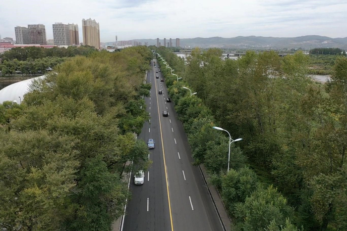 丹阿公路维修改造工程。黑龙江省交通运输厅 供图