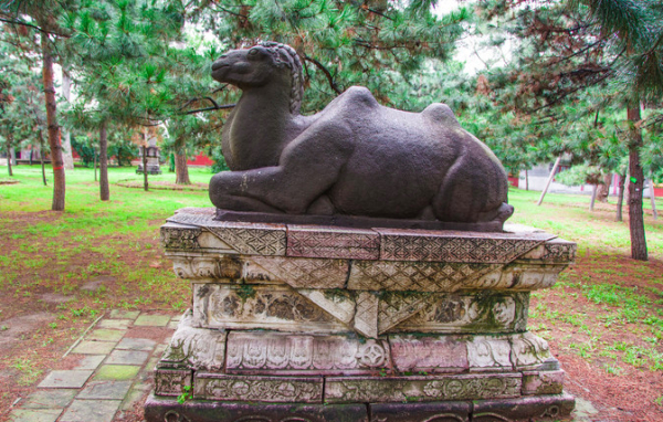 图15：清福陵石像生骆驼