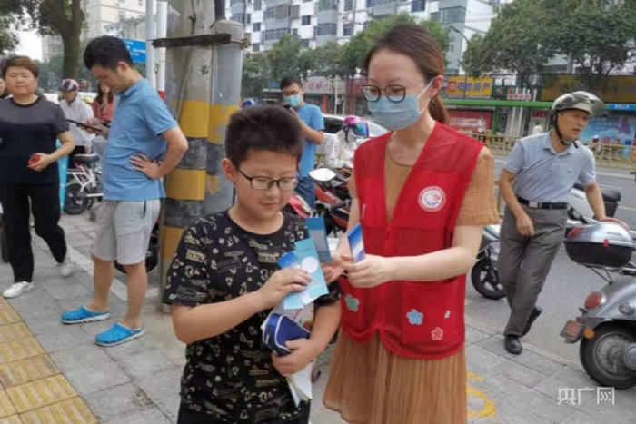 专项检查 （央广网发 陈汉璇摄）