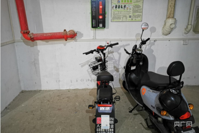 改造后地下非机动车库（央广网发 通讯员供图）