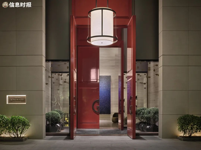 广州瑰丽酒店首层大堂。信息时报记者 郭柯堂 摄