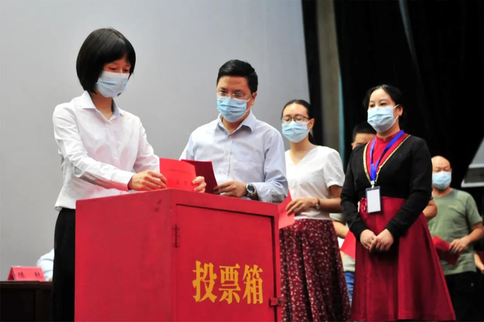  △2021年9月16日，湖北宜昌市夷陵区举行区、乡两级人大换届选举。