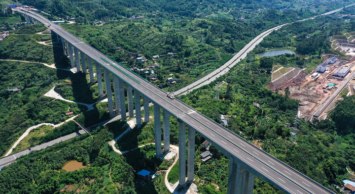 合长高速 重庆市交通局供图