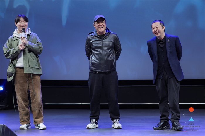 《地球最后的导演》剧组