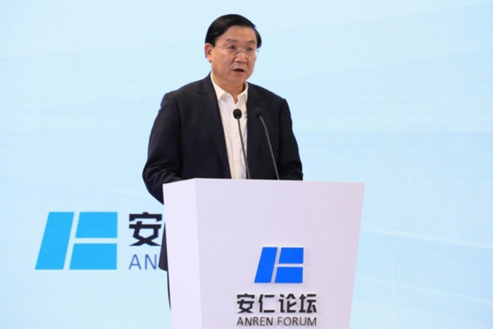 （成都市委副书记、市长王凤朝致辞，华侨城西部集团供图，央广网发）