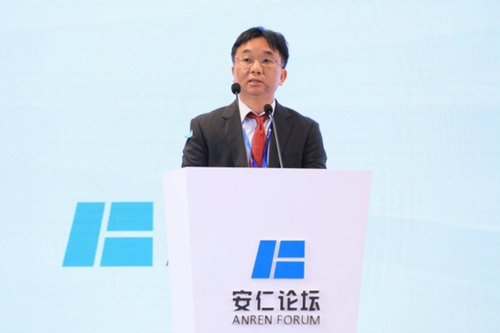 （中国宏观经济研究院研究员、国家发展改革委市场与价格研究所副所长欧阳慧演讲，华侨城西部集团供图，央广网发）