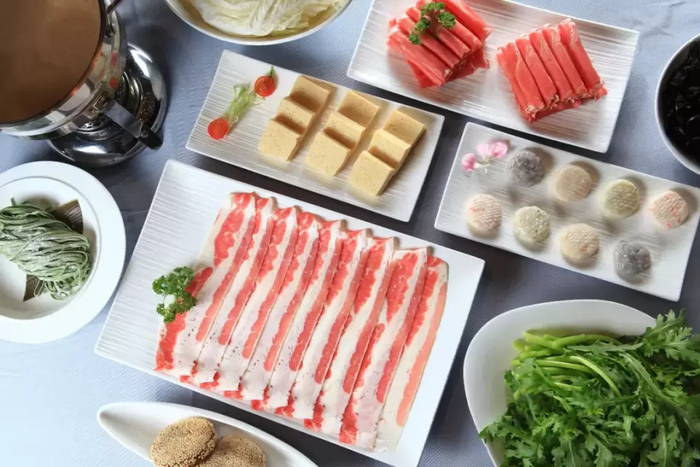火锅食材涮煮时间一览表,蔬菜和肉很多人都煮错__财经头条__新浪财经