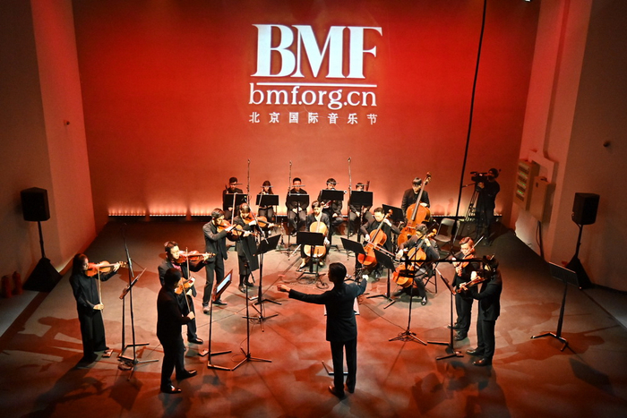 新古典室内乐团