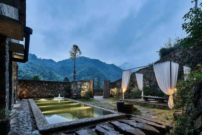 大贵口村莲花寒舍民宿群设计图。（图片源自：承德市双滦区乡村振兴局）