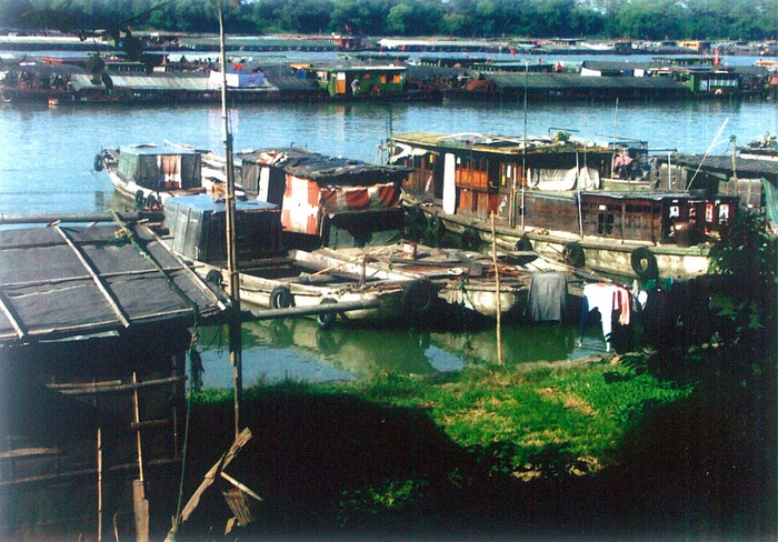 （《古运回望图》创作采风图片，企业供图，央广网发）