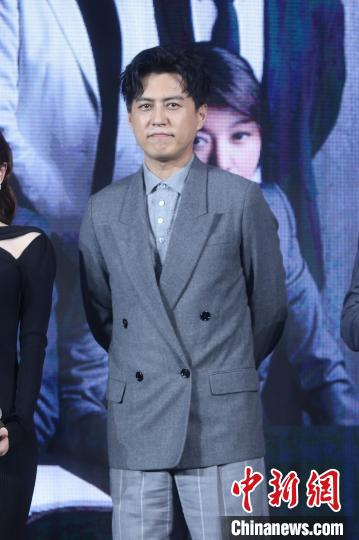 演员靳东。　徐银 摄