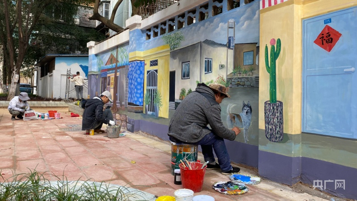 周萍团队画师在工作 受访者供图