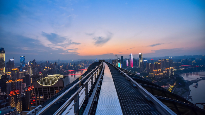 来福士云端漫步（央广网发 渝中区文旅委供图）