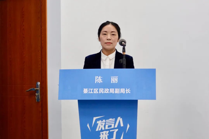 陈丽 龚浩月 摄