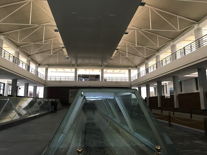 徐州汉兵马俑博物馆展厅现场