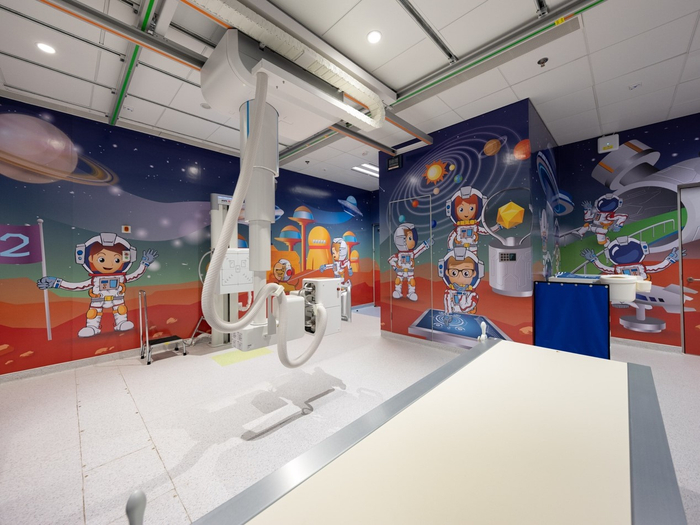香港儿童医院内随处可见趣味图案  中国建筑集团供图