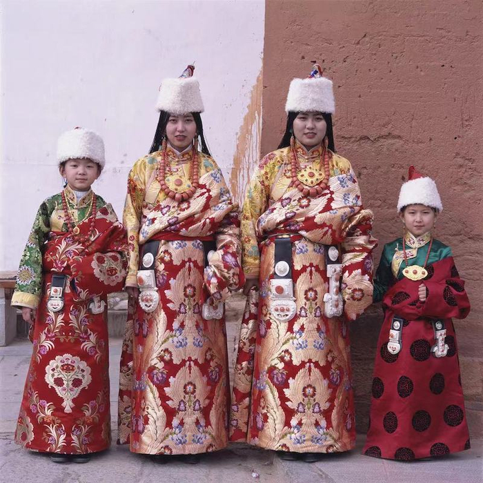 甘肃神甘南藏族自治州夏河县拉卜楞寺藏民