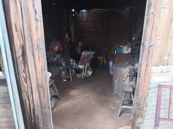 图 3  霍童“仁记”剪刀作坊内景（2021年5月30日张巧坭摄于霍童镇）