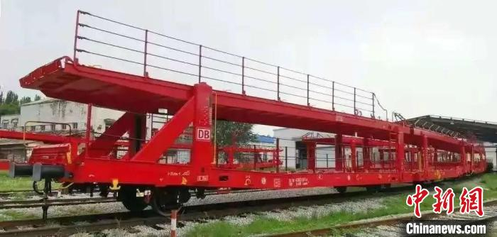 Laaers 560.3型小汽车运输专用车 石磊 摄