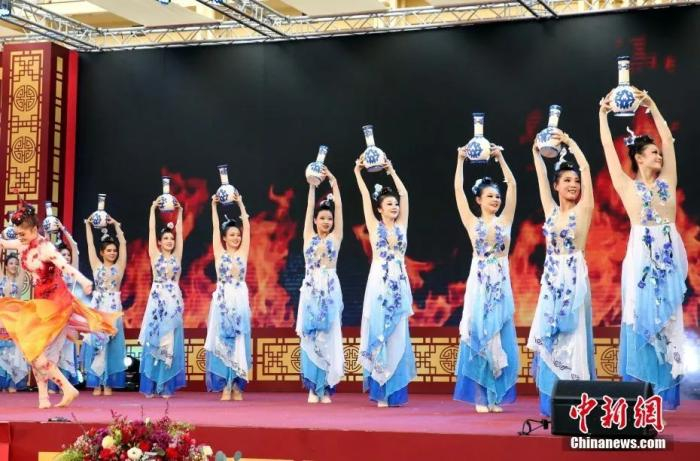 资料图：当地时间2020年1月24日傍晚，2020年泰国“欢乐春节”互致贺辞活动开始在曼谷暹罗广场举行。中新社记者 王国安 摄