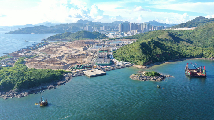 正在建设中的香港将军澳海水淡化厂。 中国建筑国际集团 供图