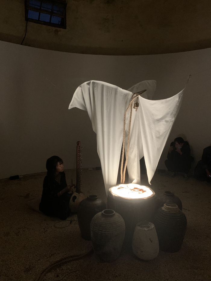 声音艺术家铁阳的作品《（0）》