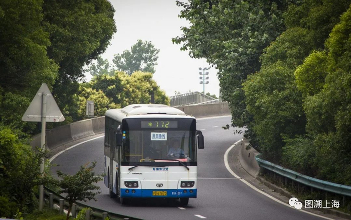 772路SXC6890G3（W9A）型客车（张冰 摄）