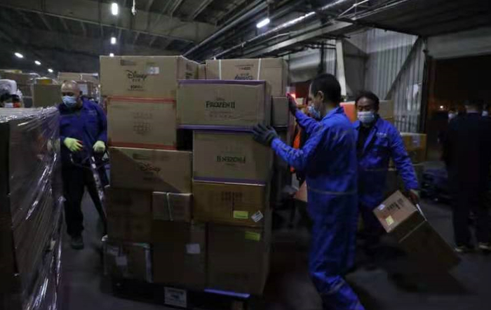 通讯员王钟寓摄