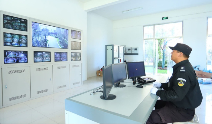 （安保中控室实拍图，企业提供，央广网发）