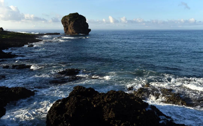 ▲资料图片：台湾垦丁船帆石（新华社）